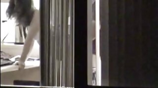 უგემრიელესი ქერა ბავ ...